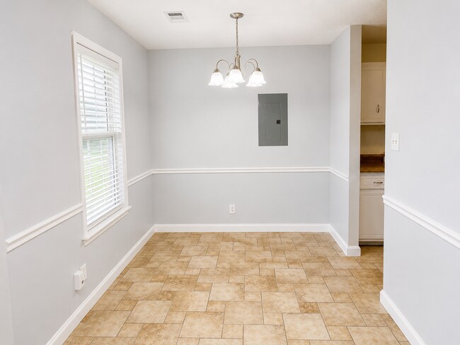 Photo - Half off rent in August