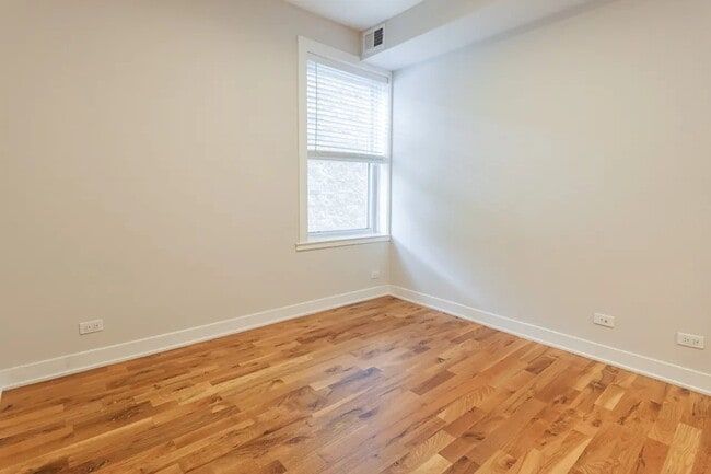 Photo - 656 W Wrightwood Ave Unit 656 West Wrightwood Avenu