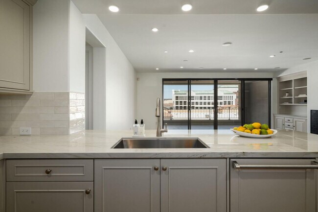 Photo - 7181 E Camelback Rd Unit 504