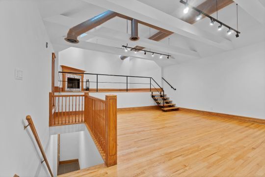 Photo - 2239 N Clybourn Ave