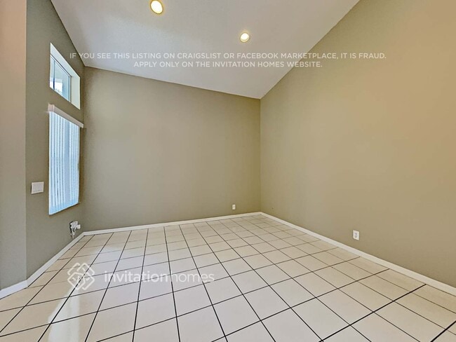 Photo - 161 E Bayridge Dr