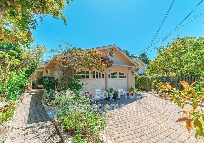 Building Photo - 24809 Santa Fe St