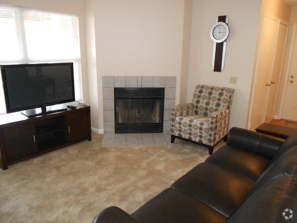 Living Room - Bennington Hills Apartments