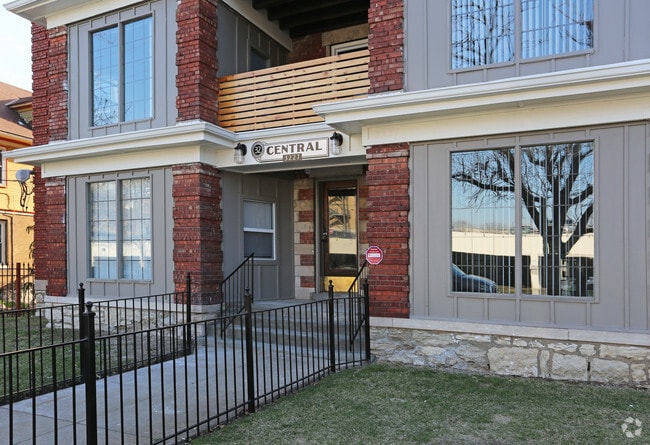 Front Entrance - 32 Central Apartments