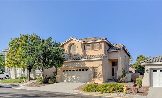 Photo - Large 5 Bed Summerlin Home
