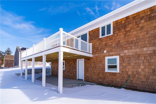 Photo - 3211 Main Rd