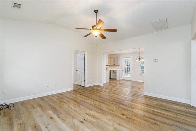 Photo - 326 Fortner Dr