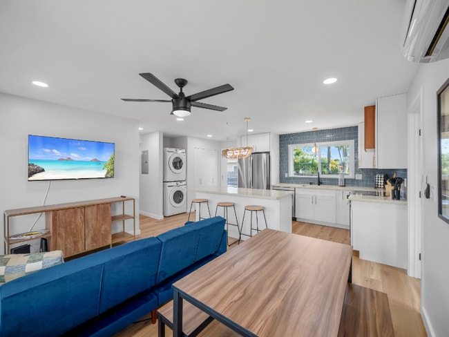 Photo - 338 Kalama St