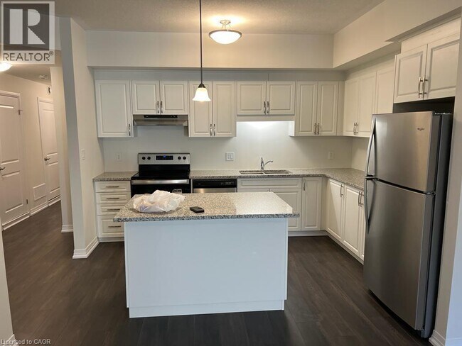 Photo - 25 Isherwood Ave