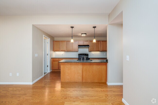 2BR, 1.5BA - 1,083SF - Dining Area - Butternut Commons Luxury Apartments