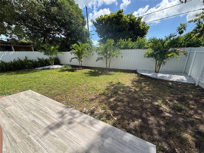 Photo - 3616 SW 17th St Unit 3616