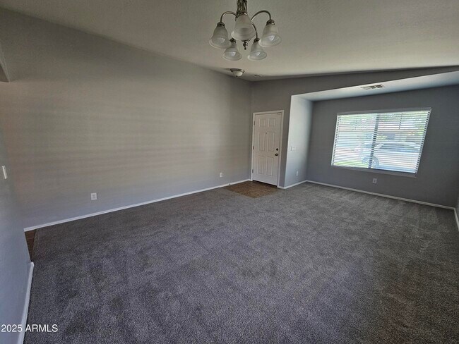 45360 W Woody Rd