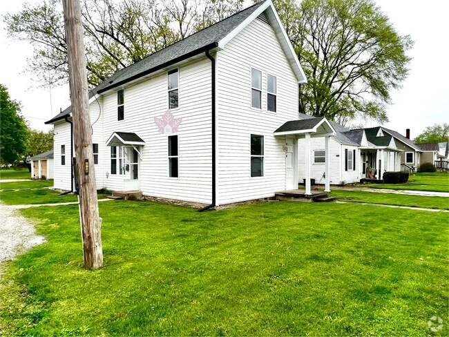 Building Photo - 4124 S Landess St Unit 4124 2 Rental