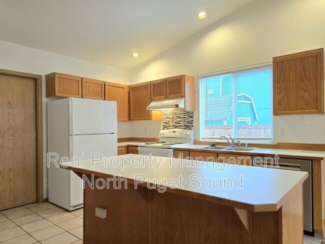 Photo - 5224 102nd Pl NE