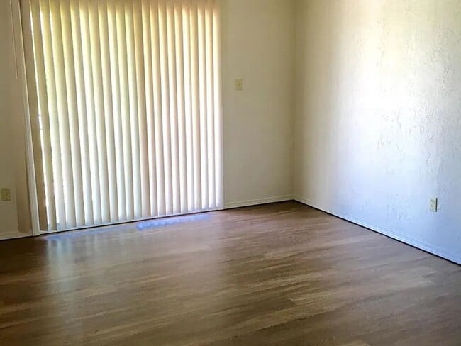 Photo - 3 Bed 2 Bath Rent House Eastside