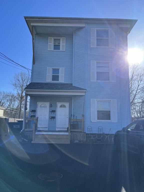 Building Photo - 581 South Ave Unit 1R