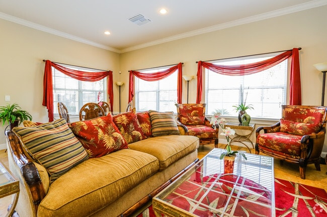 Casa Bella Apartment Homes