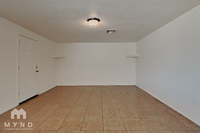 6033 W Vernon Ave