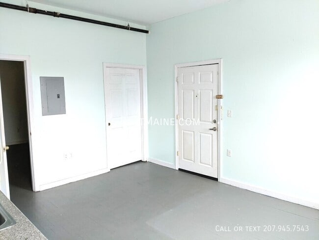 Photo - 255 Main St Unidad A1