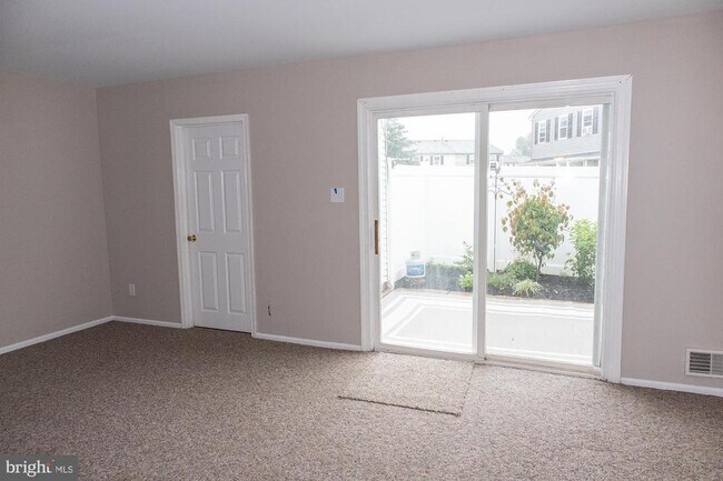 Photo - 54 Reliance Ct