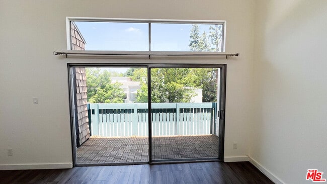 Photo - 5700 Etiwanda Ave