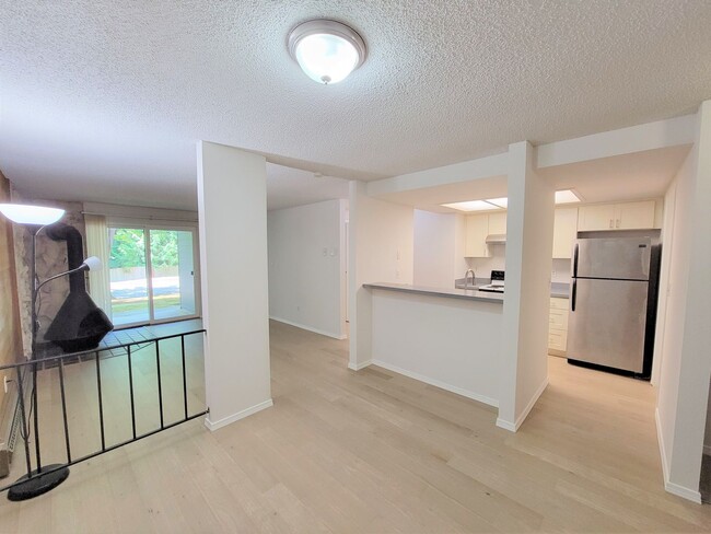 Photo - 1BD/1BA Bellevue Condo Across from Microsoft Unidad K106