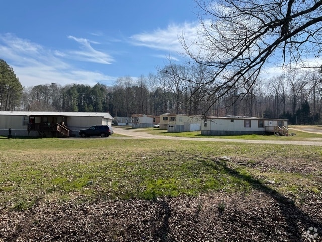 Building Photo - Ringgold Mobile Home Park Unit MHP -1 - L1  34