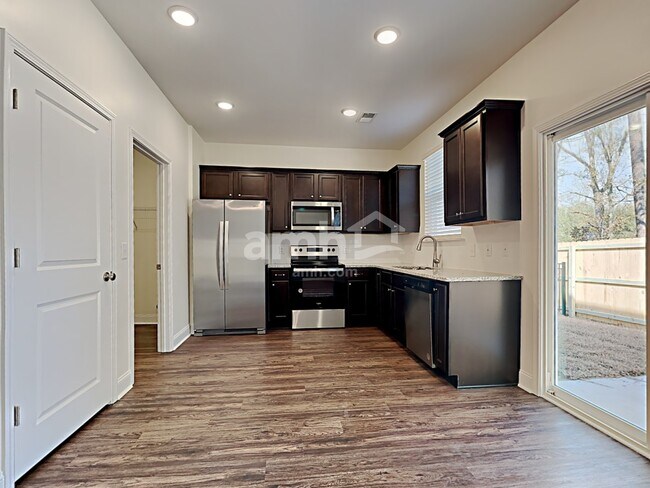 Photo - 1825 Produce Ln