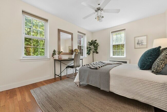 16 Ware St Unit 1