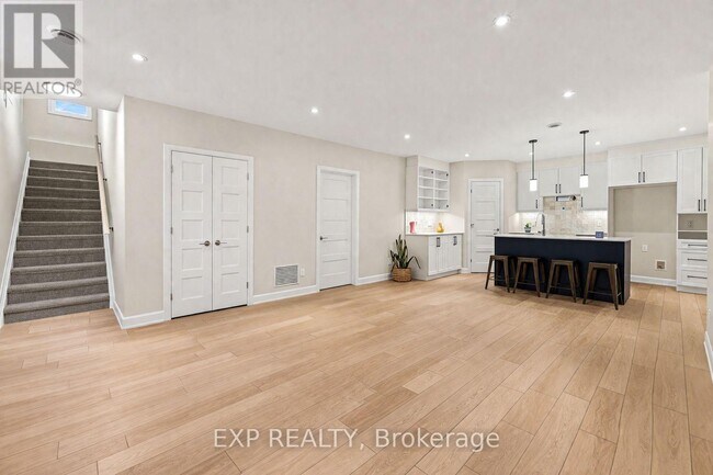 Photo - 448 Falcon Ln