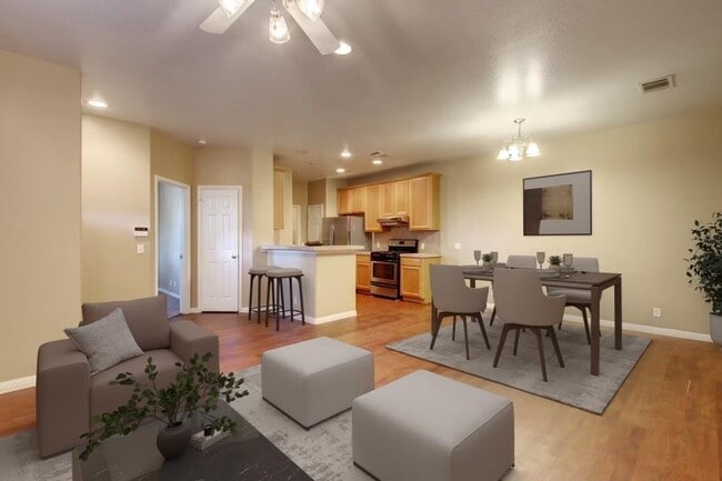 Building Photo - 705 Nelray Blvd Rental