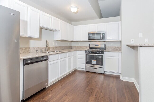 Photo - 4030 W Red Coach Ave