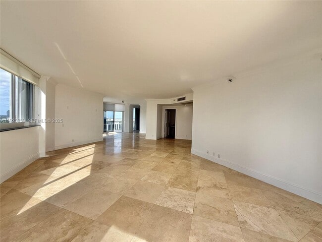 Photo - 3801 NE 207th St Unit 2503