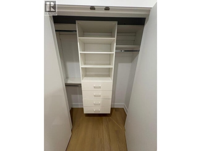 Photo - 1838 Mathers Crescent