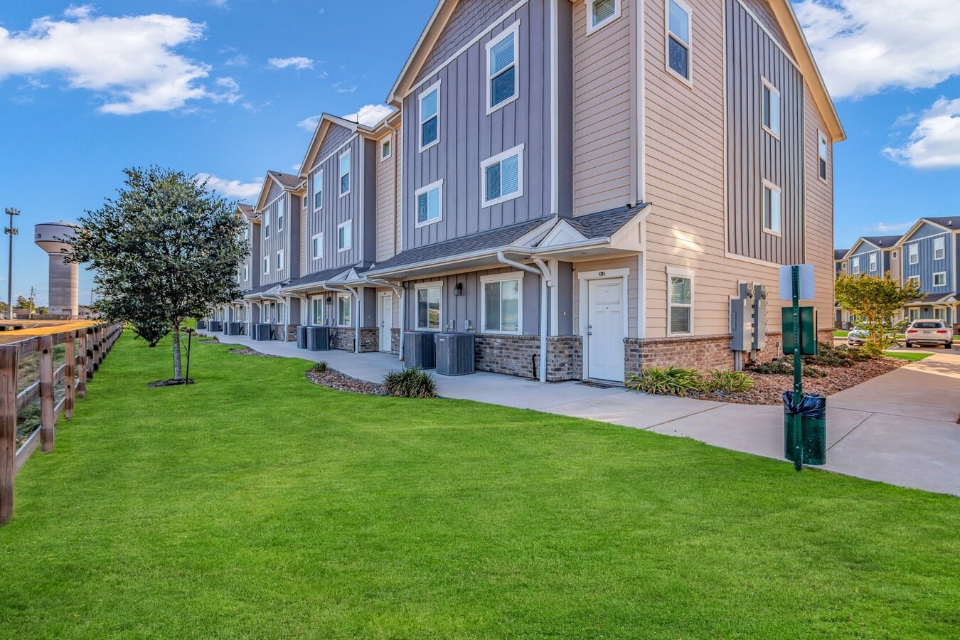 Photo - 21155 Gosling Rd Unit 16B