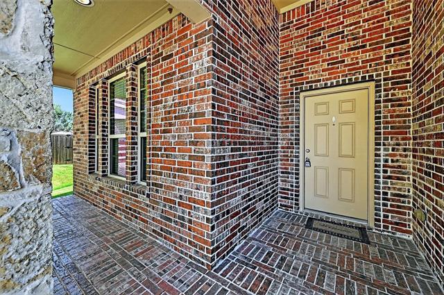 Photo - 405 Roger Graves Cir