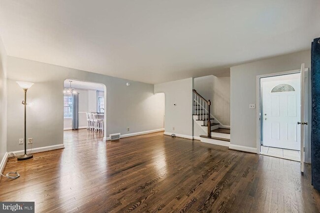 Photo - 8119 Kirkwall Ct