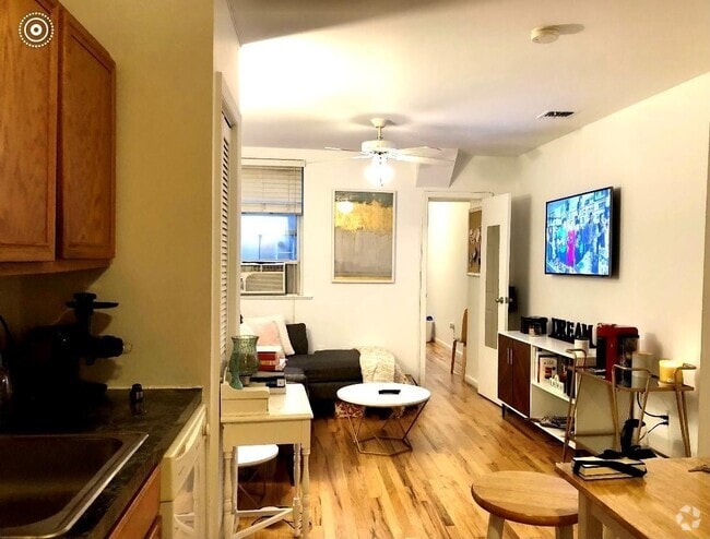 Building Photo - 521 Willow Ave Unit 2L Rental
