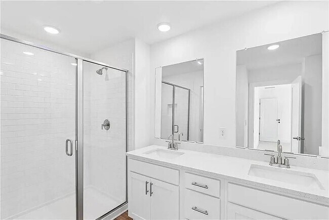 Photo - 158 Redbud Rd