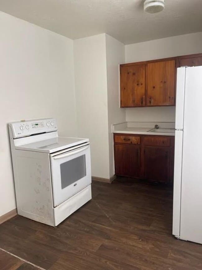 Photo - 334 Williams St