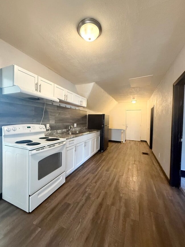 Building Photo - 1336 S 30th Ave Unit 3