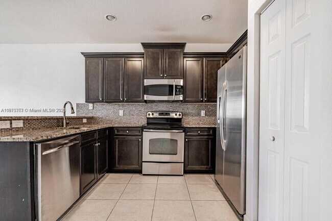 Photo - 8945 NW 98th Ave