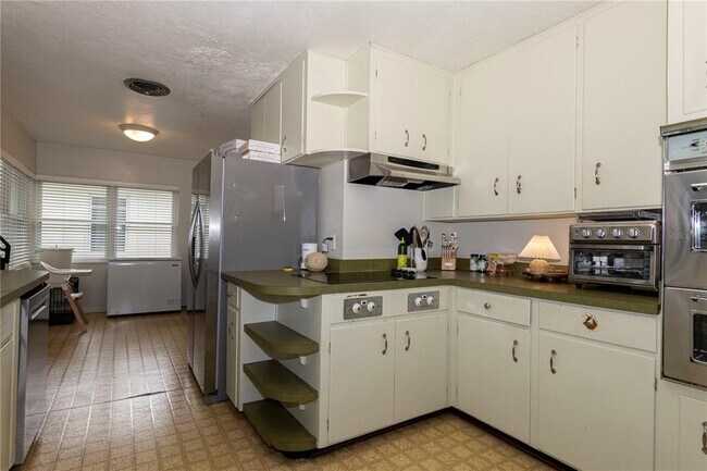 Photo - 1434 Roosevelt St