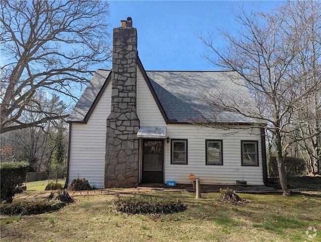 Building Photo - 2601 Semmes St Rental