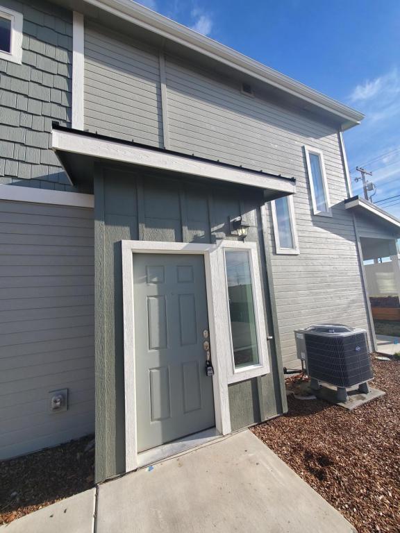 Photo - 5644 Cherry Ln