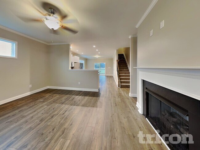 Photo - 100 E Goodwin Chase Ln