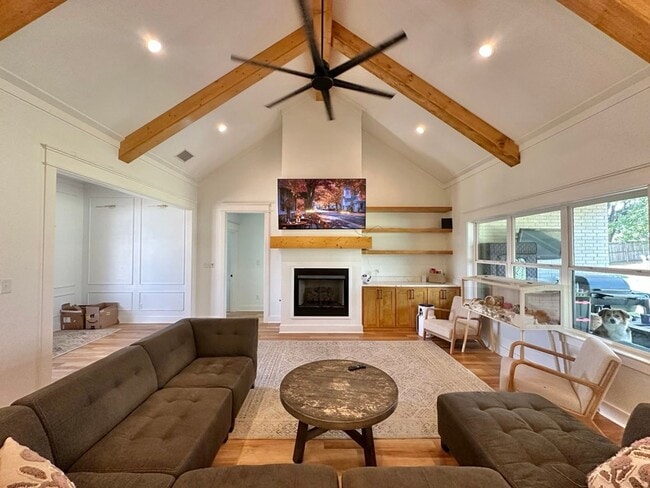 Photo - 15849 Avery Ln