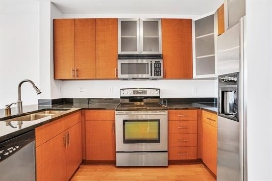 Photo - 26 Ave at Port Imperial Unit 201