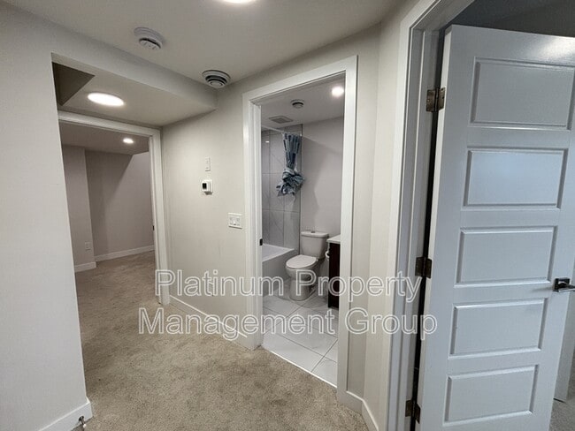 Photo - 380 Lawthorn Wy SE