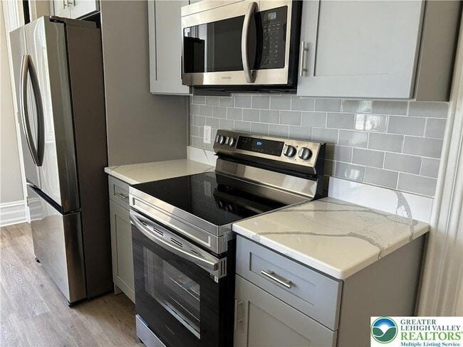 Photo - 146 S Church St Unit 1